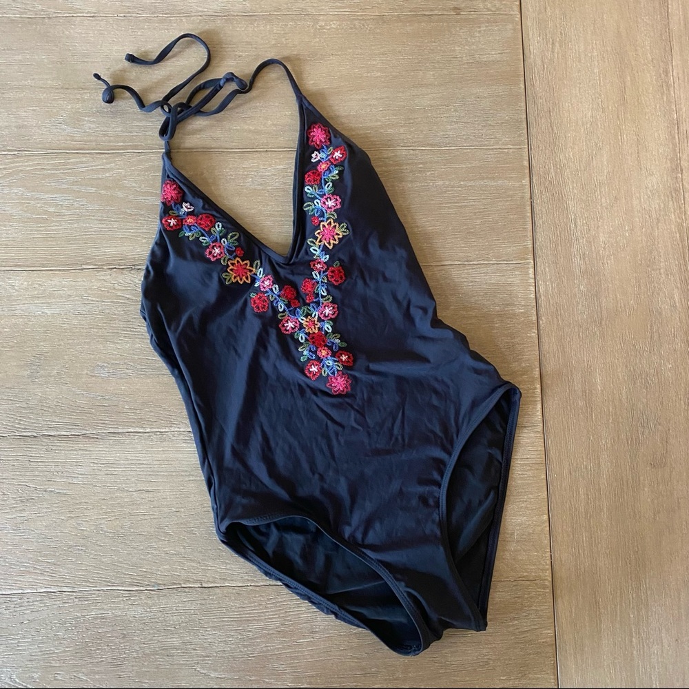 XS Anthropology Allihop one piece v-neck black swimsuit